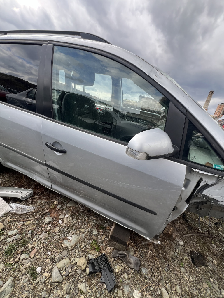 Usa dreapta fata Volkswagen Touran - Motorina 2007, -