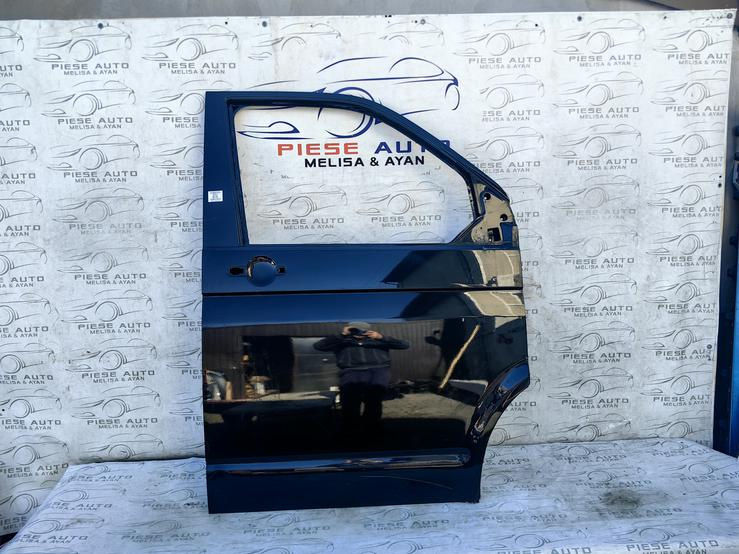 Usa dreapta fata Volkswagen Transporter T5-T6 an 2003-2004-2005-2006-2007-2008-2009-2010-2011-2012-2013-2014-2015-2016-2017-2018-2019-2020-2021-2022-2023-2024 ATENTIE LA MODEL! 18ESJGEHY9