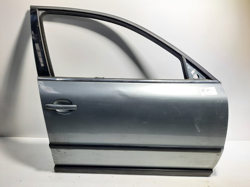 Usa dreapta fata, VW Passat (3B3) (id:586606)