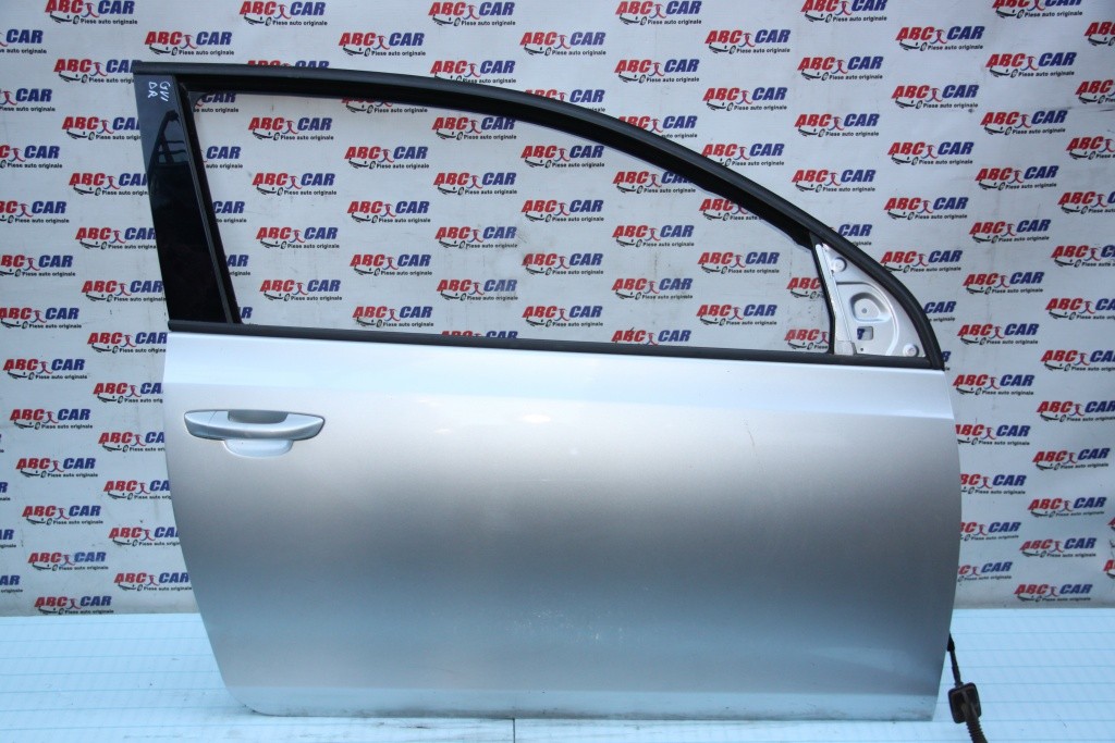 Usa dreapta fata VW Passat B6 Limuzina model 2007
