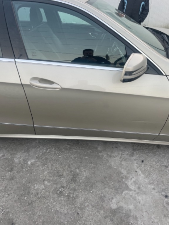 Usa dreapta Mercedes e class w212