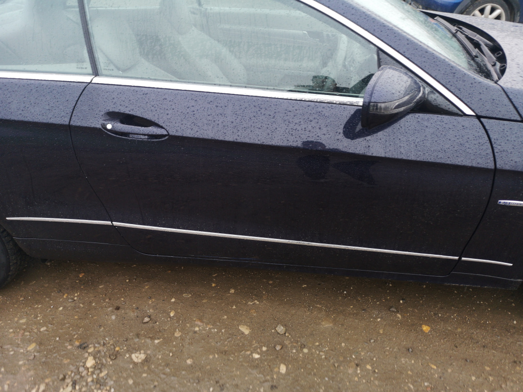 Usa dreapta mercedes e250 coupe w207