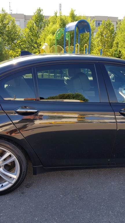 USA DREAPTA SPATE BMW F01 SERIA 7 AN 2010