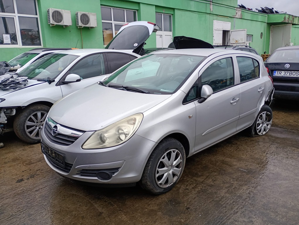 Usa dreapta spate complet echipata Opel Combo D 2008 hatchback 1.2 benzina Z12XEP