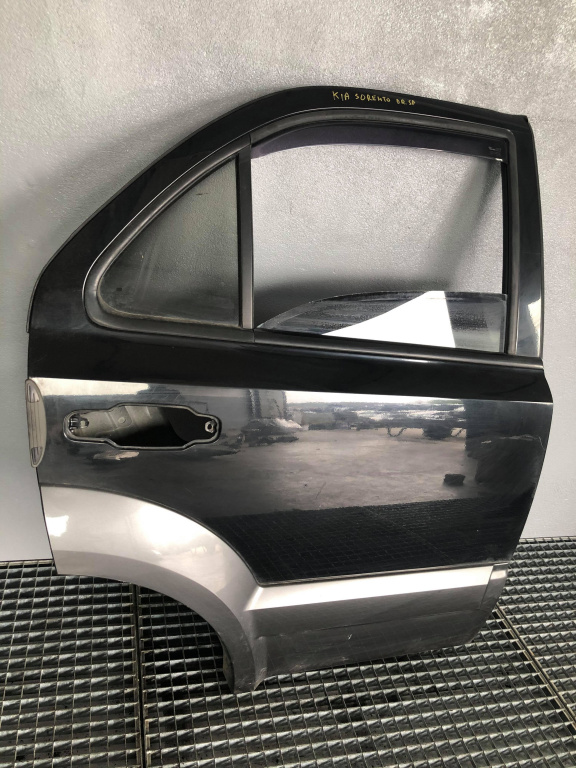 Usa dreapta spate kia sorento 2004-2005