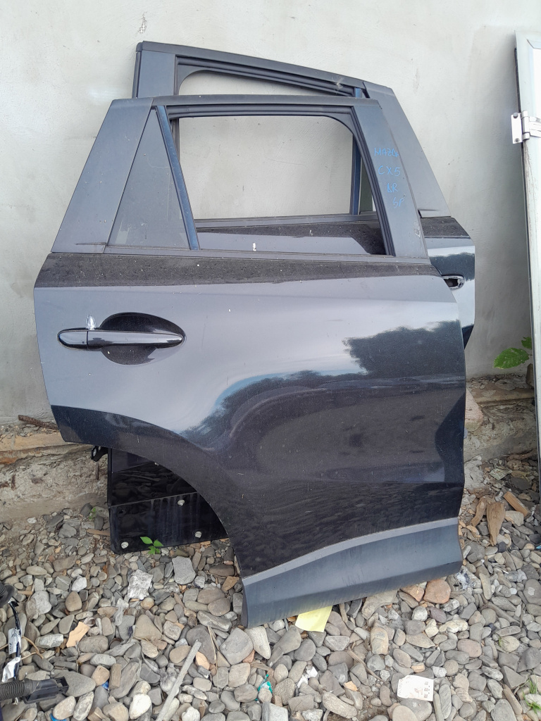 Usa dreapta spate Mazda CX-5 2.2 Motorina 2014, CU MIC DEFECT