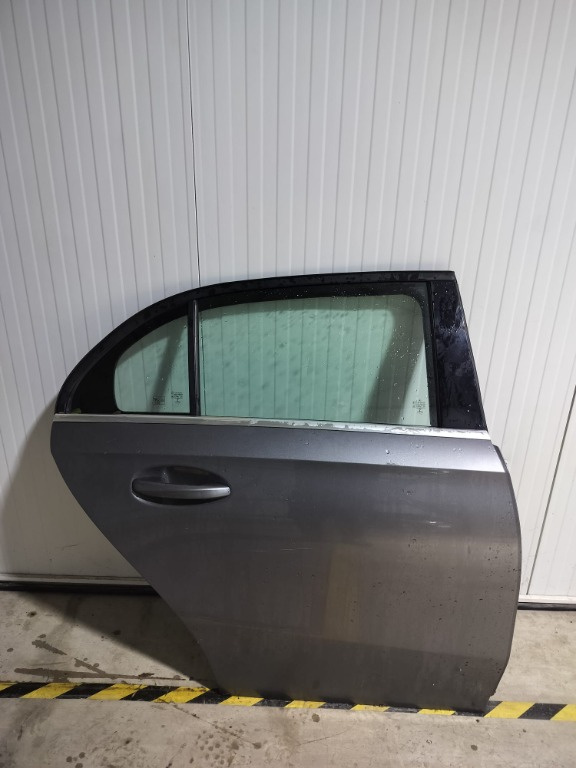 Usa dreapta spate Mercedes A-class W177