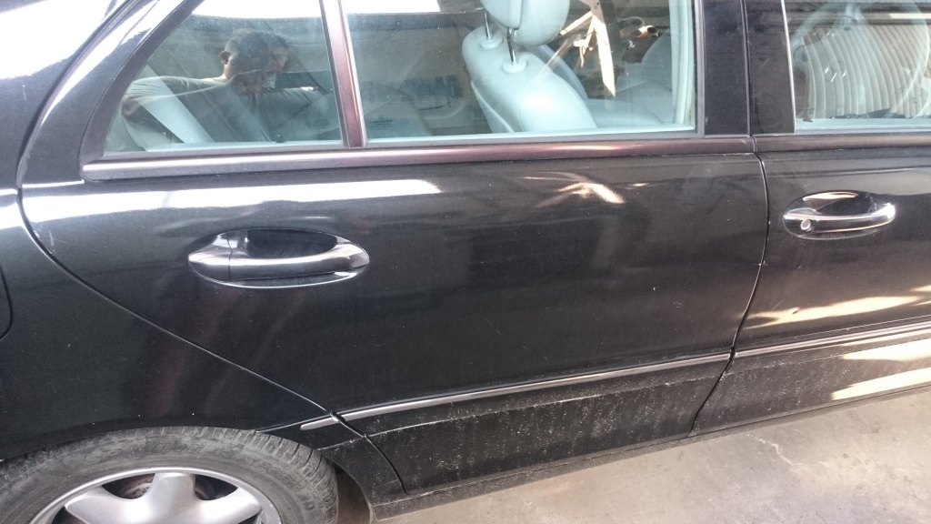 Usa dreapta spate MERCEDES-BENZ C-CLASS W203 NEGRU
