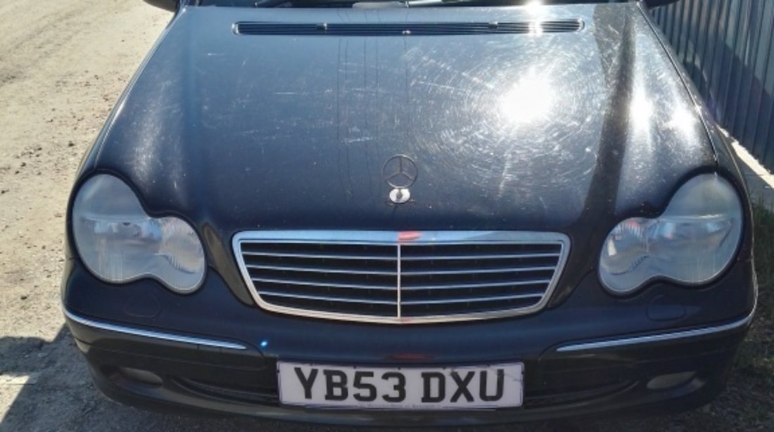 Usa dreapta spate Mercedes C-CLASS W203 2002 berlina 2.2