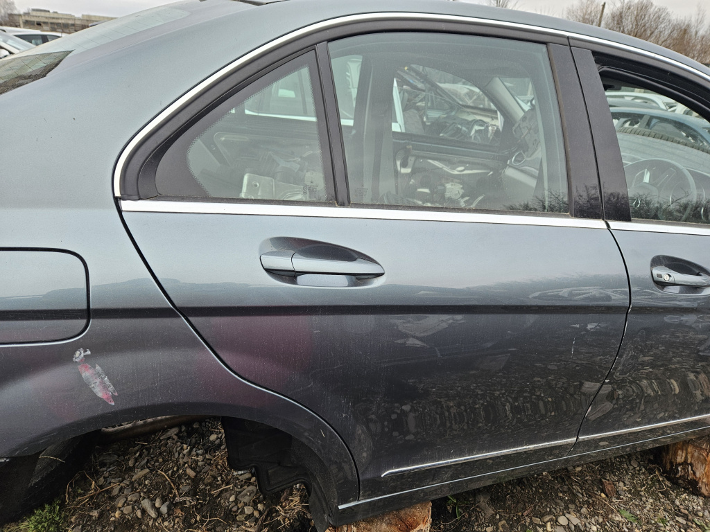 Usa dreapta spate Mercedes C-Class W204 - Motorina 2012, -