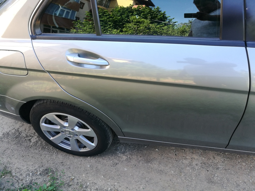 Usa dreapta spate mercedes c220 cdi w204
