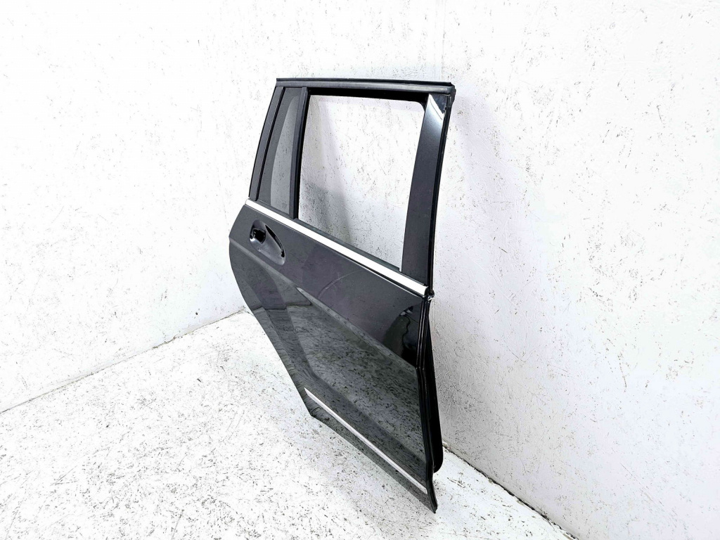 Usa dreapta spate Mercedes Clasa GLK (X204) [Fabr 2008-prezent] 197 NEGRU OBSIDIAN