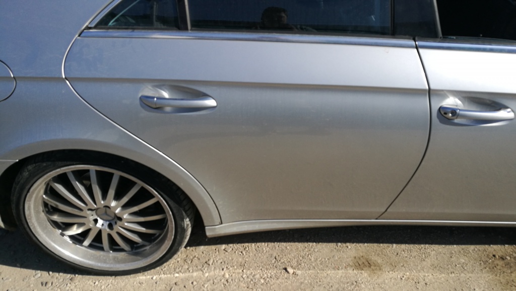 Usa dreapta spate Mercedes CLS W219 2006