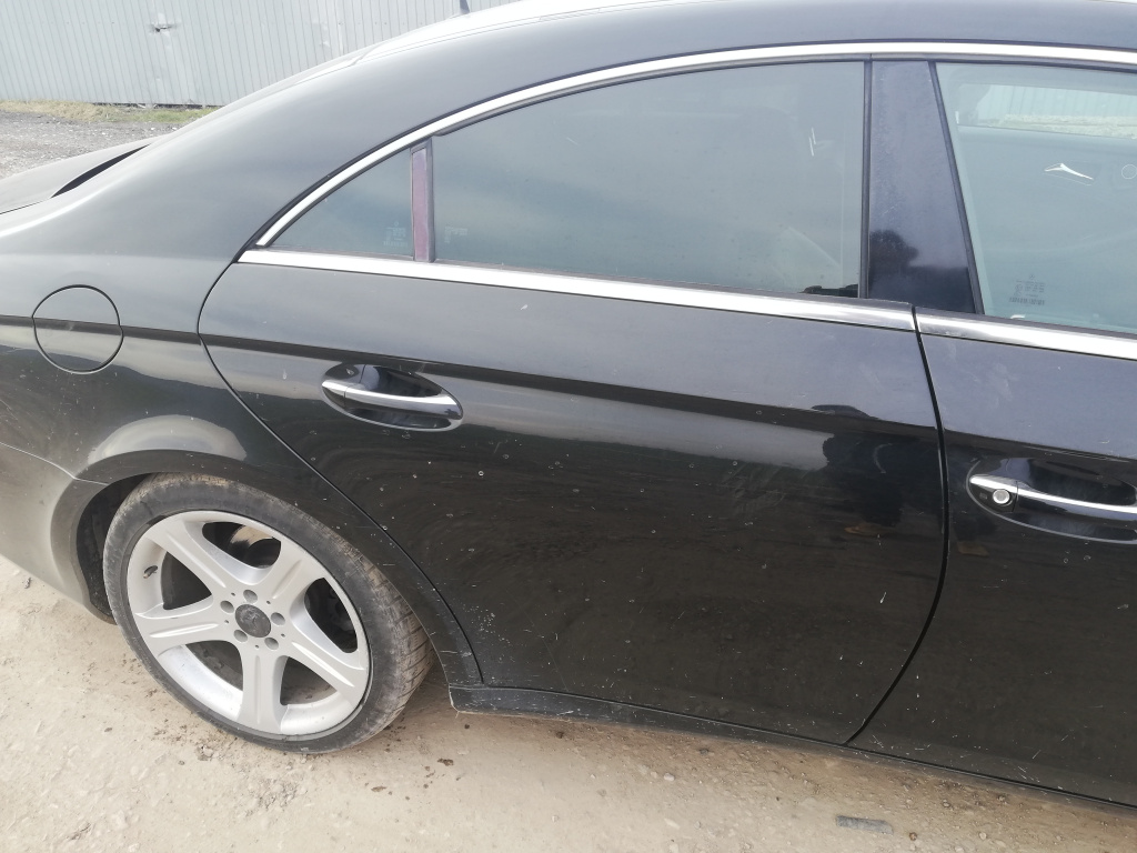 USA DREAPTA SPATE MERCEDES CLS W219 320CDI