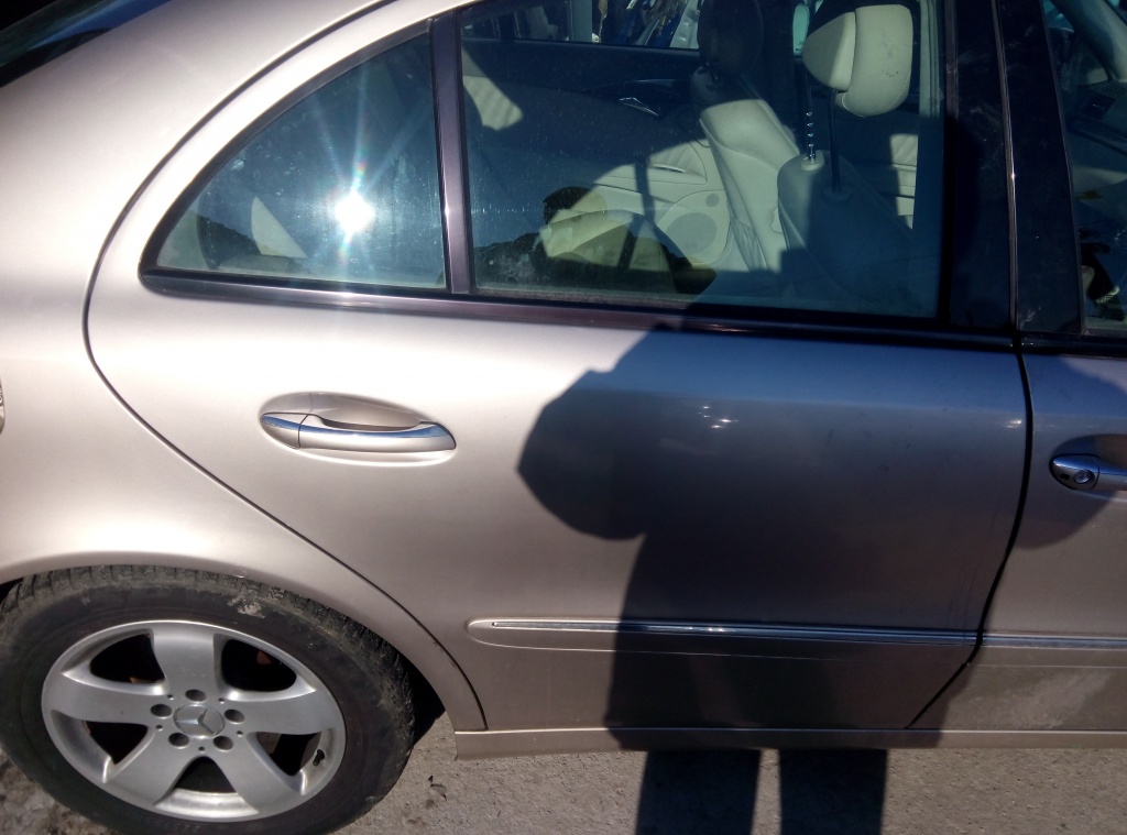 Usa dreapta spate Mercedes E class w211