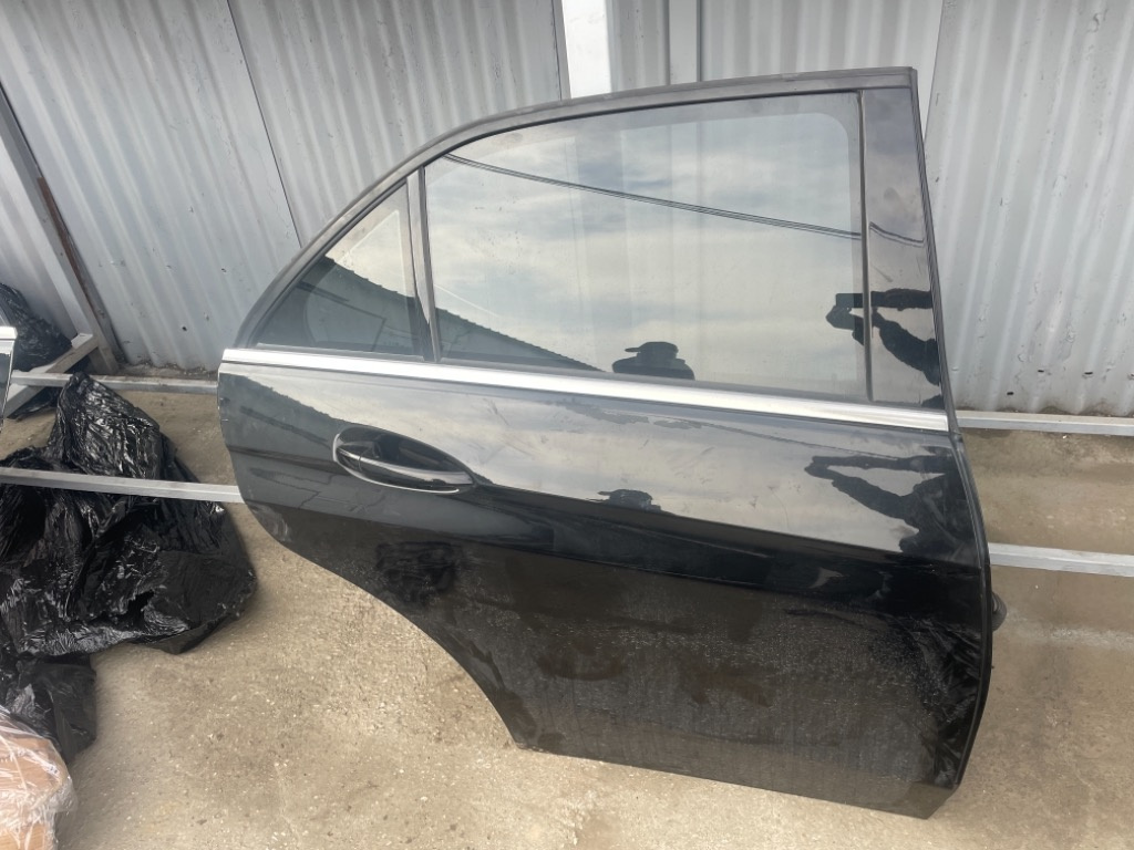 Usa dreapta spate Mercedes e class w212 Facelift
