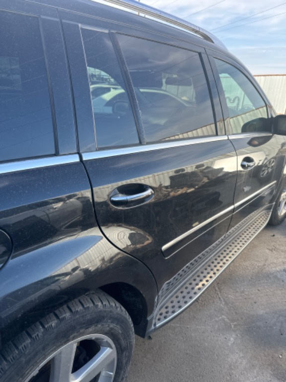 Usa dreapta spate Mercedes Gl x164 in stare foarte buna
