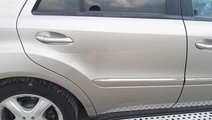 Usa dreapta spate Mercedes ML W164 motor 3.0 Diese...