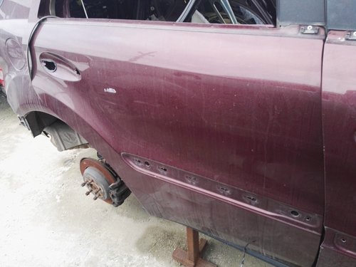 Usa dreapta spate Mercedes ML W164 visiniu