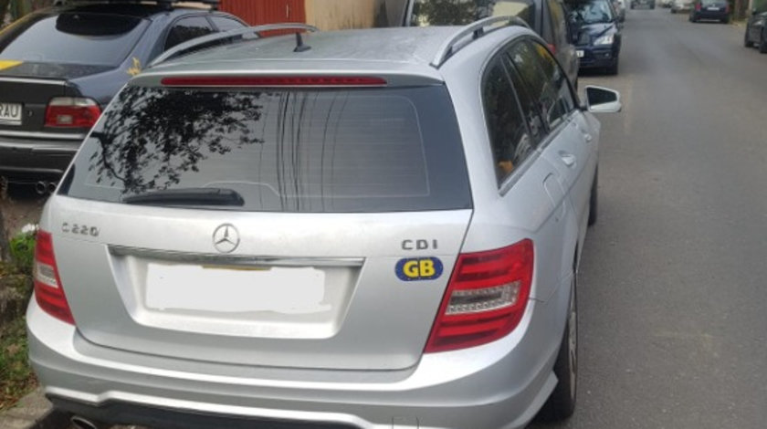 Usa dreapta spate Mercedes w204 facelift break combi