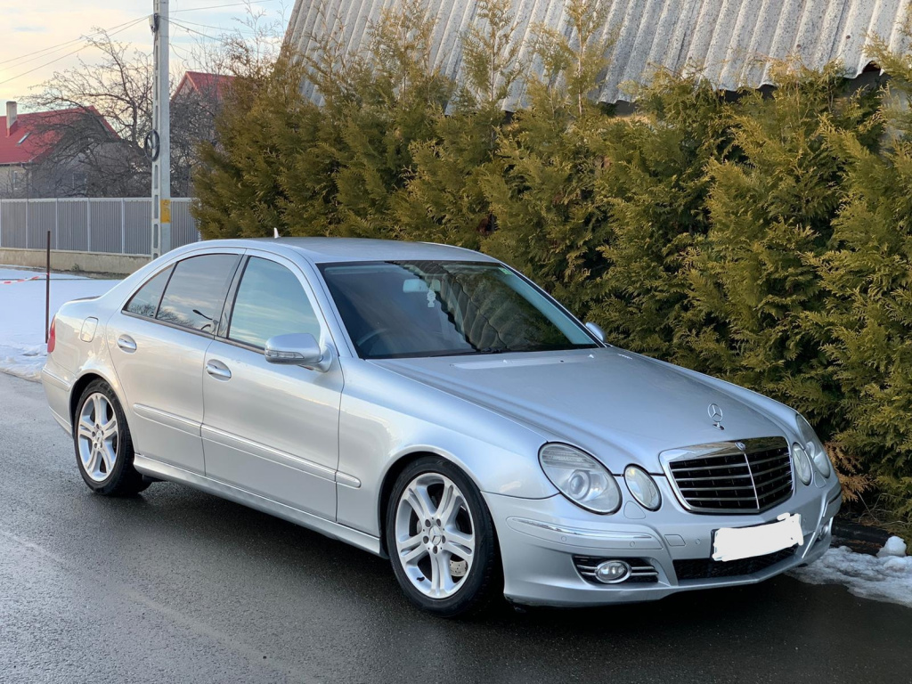 Usa dreapta spate Mercedes W211 facelift E320 CDI 2008