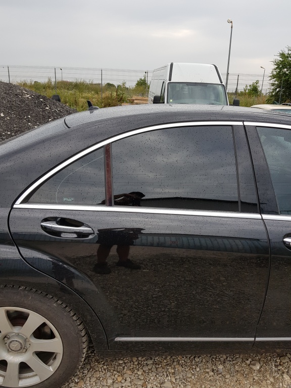 USA DREAPTA SPATE MERCEDES W221 S-CLASS
