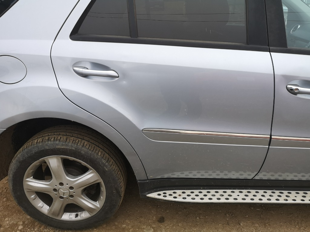 Usa dreapta spate ML320 CDI W164