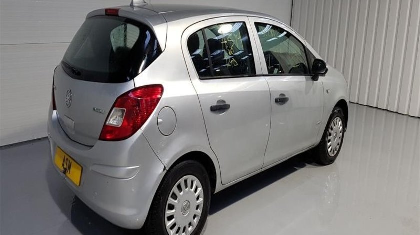 Usa dreapta spate Opel Corsa D 2008 hatchback 1.3