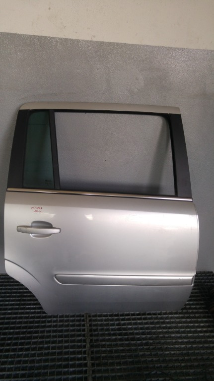 Usa dreapta spate opel zafira b dupa 2005