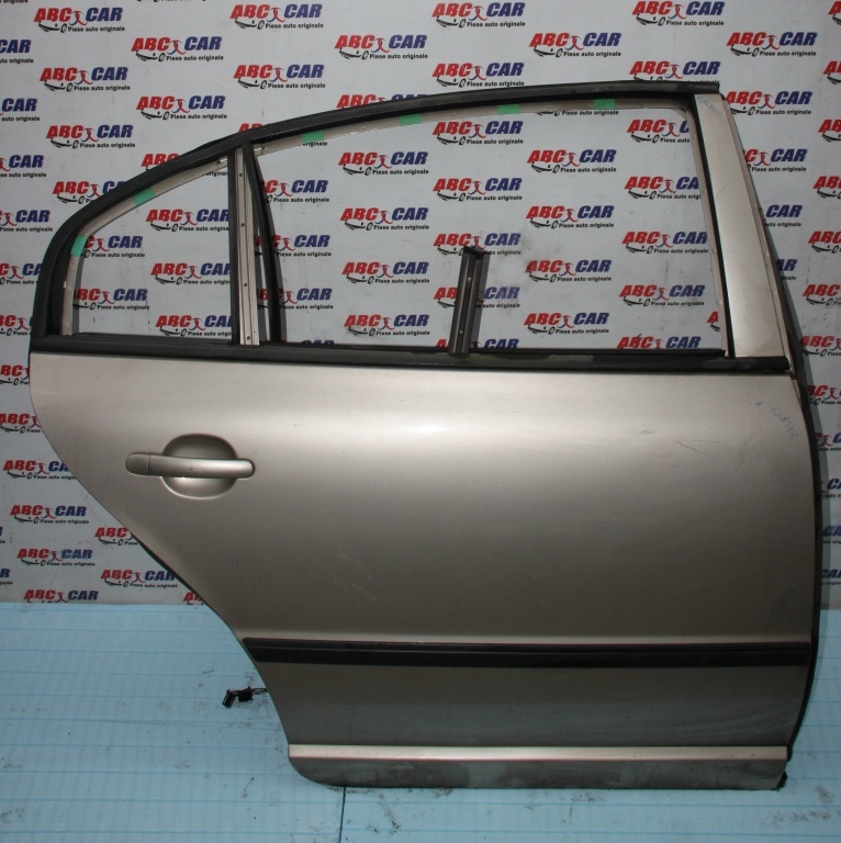 Usa dreapta spate Skoda Superb 1 3U4 model 2005