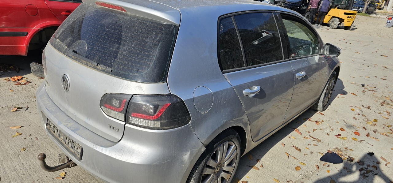 Usa dreapta spate Vw Golf 6 Hatchback 2009 2010 / 2011 2012