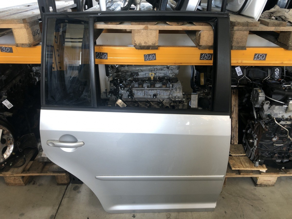 Usa dreapta spate VW Touran 2014 monovolum 2014 (cod intern: 15561)