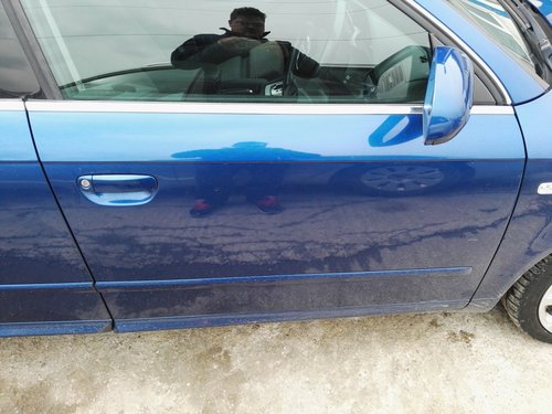 Usa fata dreapta AUDI A4 B7 2005 2006 2007 2008