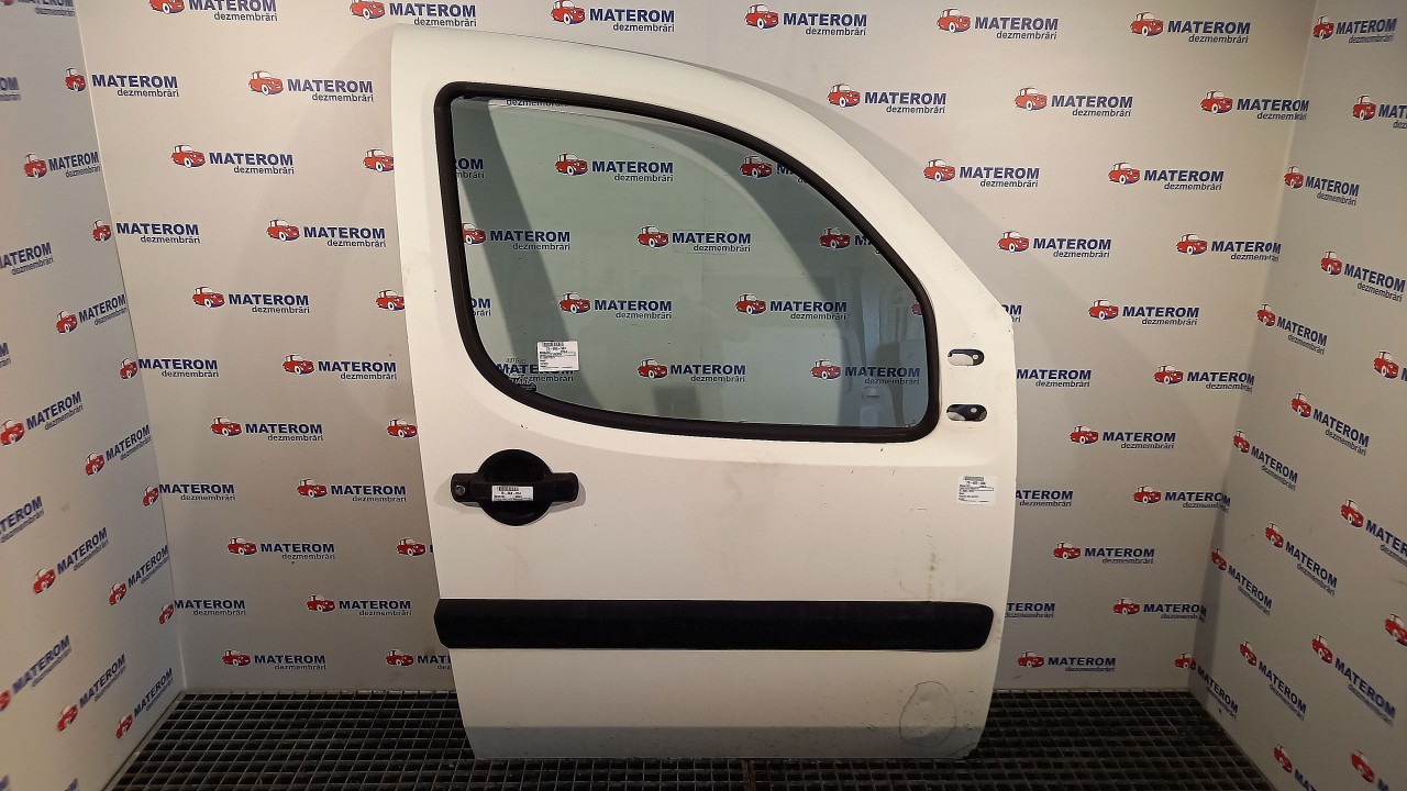USA FATA DREAPTA FIAT DOBLO - - (2005 2010)