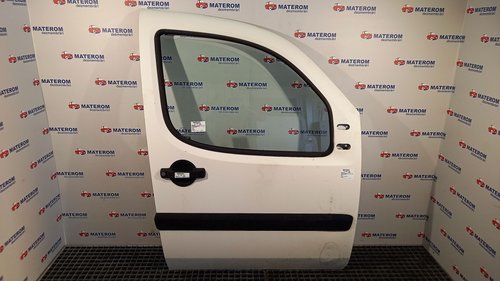 USA FATA DREAPTA FIAT DOBLO - - (2005 2010)
