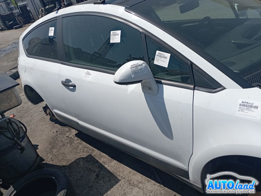 Usa Fata Dreapta Goala Citroen C4 Cupe LA 2004