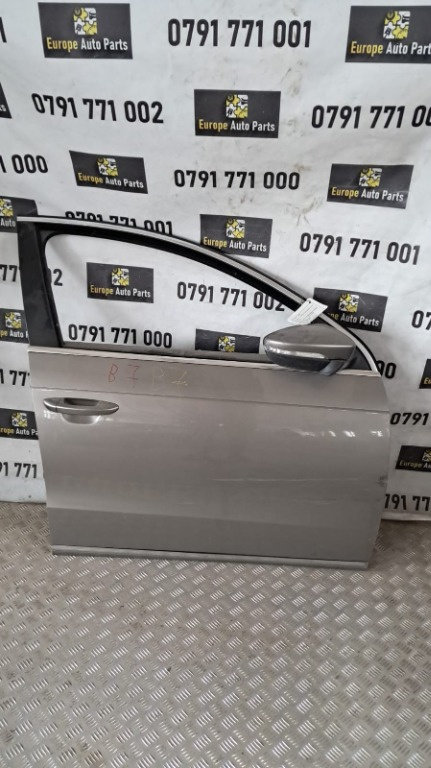 Usa fata dreapta goala cu mic defect Vw Passat B7 2.0 TDI , cod motor CFG , an de fabricatie 2014