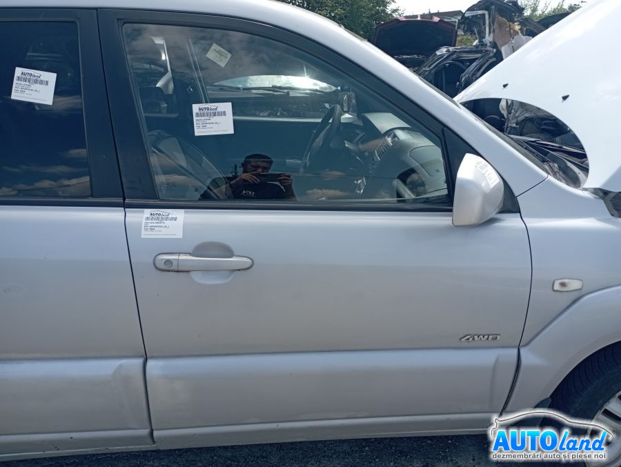Usa Fata Dreapta Goala Kia SPORTAGE JE 2004