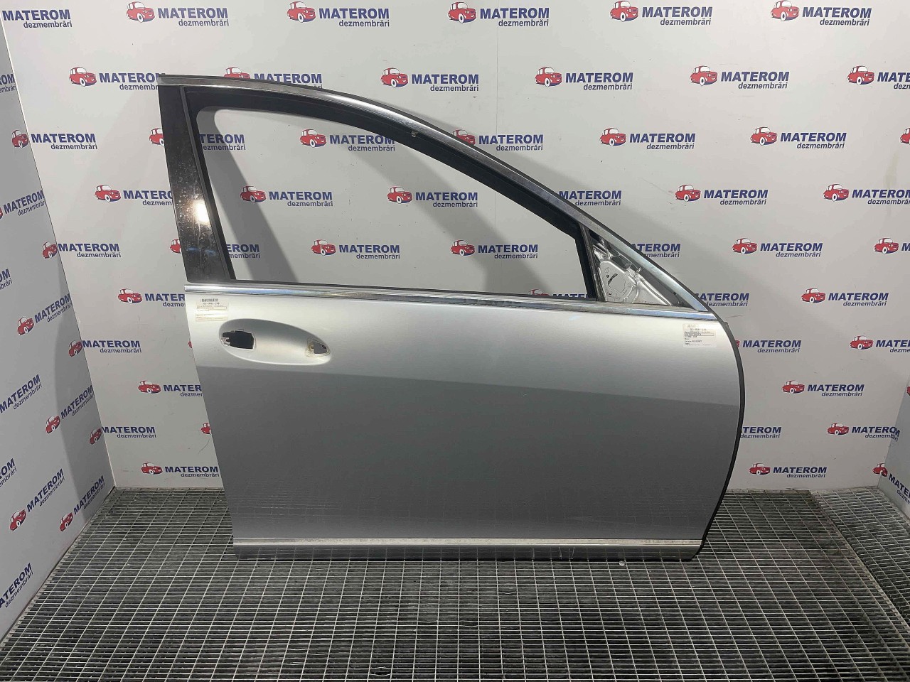 USA FATA DREAPTA MERCEDES S-CLASS S-CLASS - - (2006 2013)