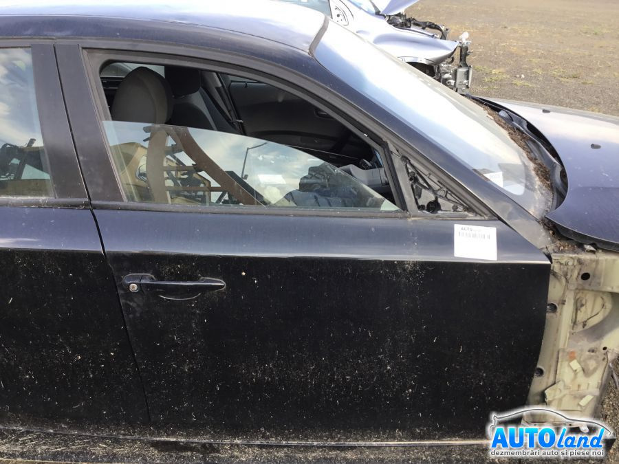 Usa Fata Dreapta Neagra BMW 1 E81,E87 2004