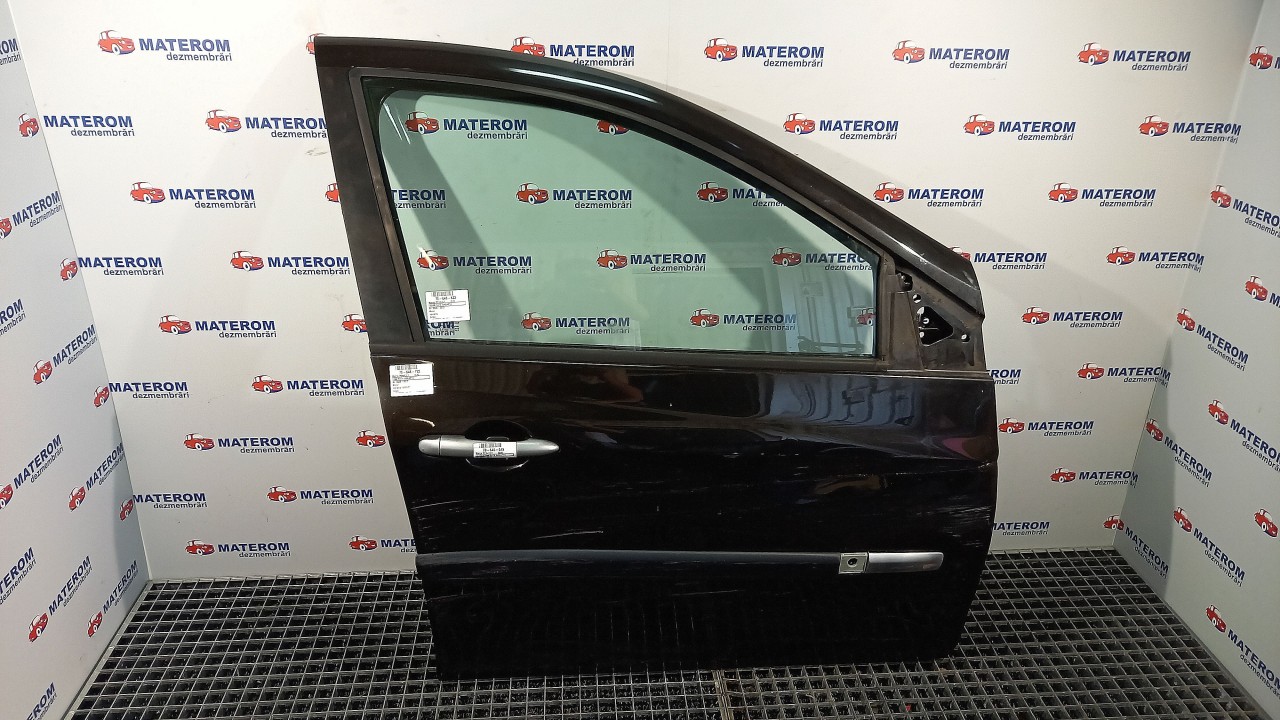 USA FATA DREAPTA RENAULT CLIO - - (2009 