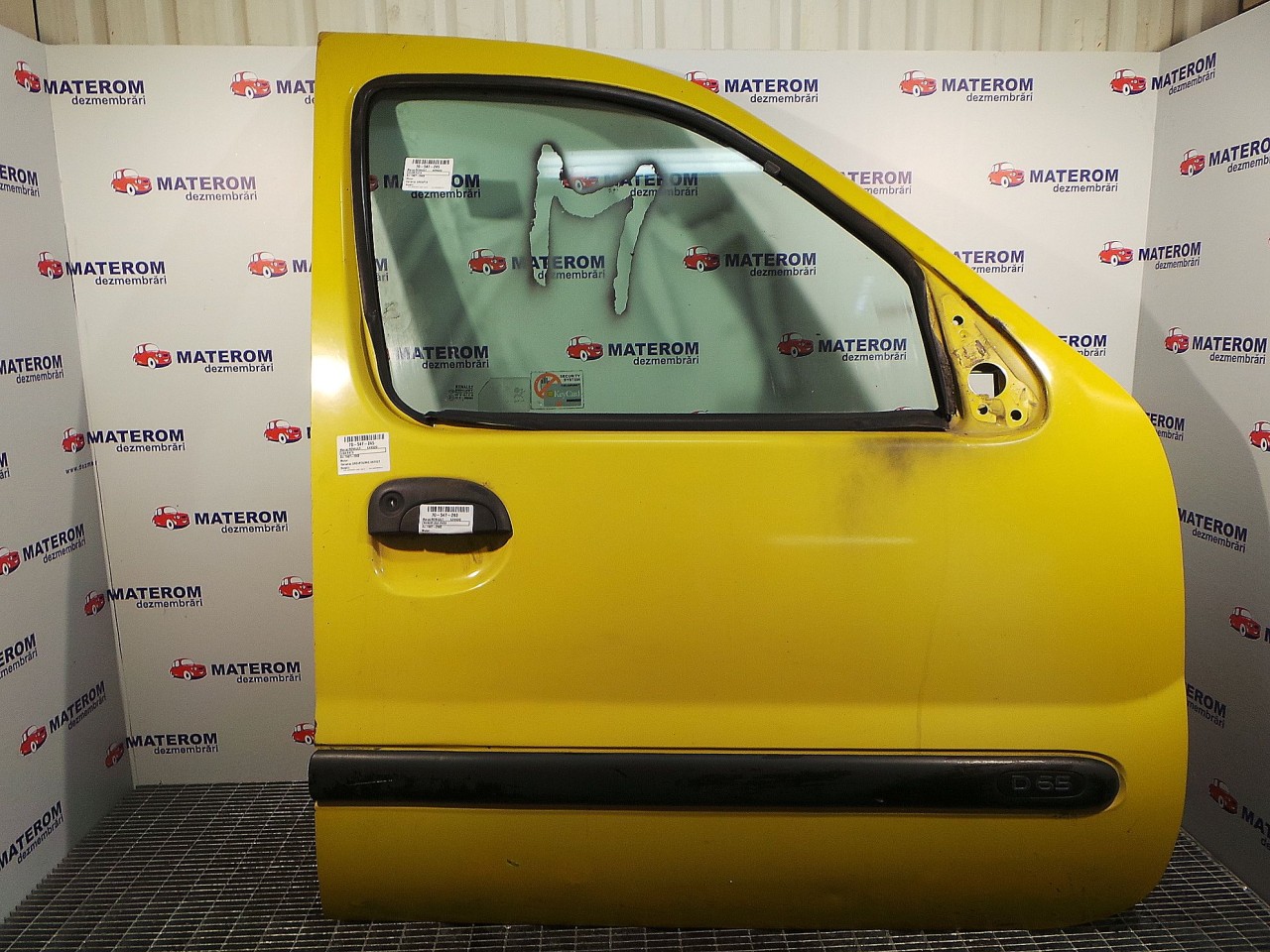 USA FATA DREAPTA RENAULT KANGOO - - (199