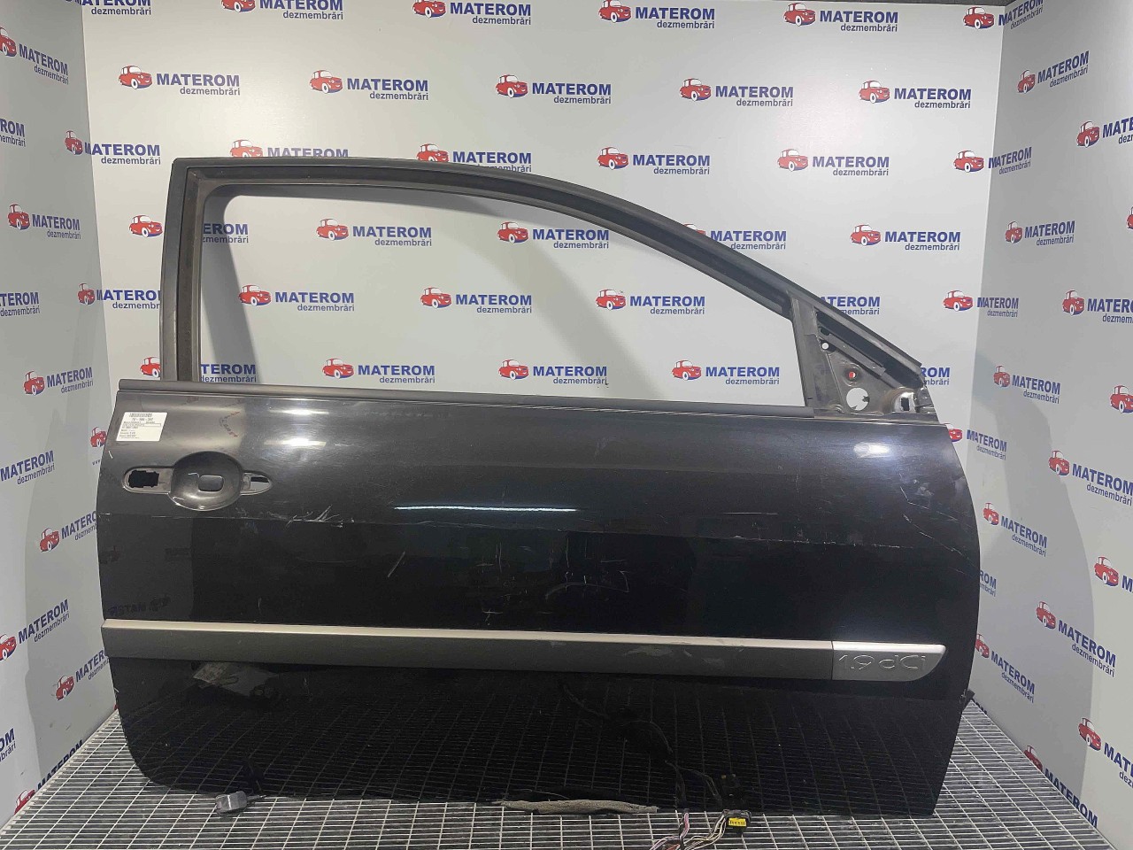 USA FATA DREAPTA RENAULT MEGANE - - (2002 2005)