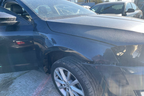 Usa fata dreapta Skoda Octavia 3 [2013 - 2017] Liftback 5-usi 1.6 TDI MT (105 hp)