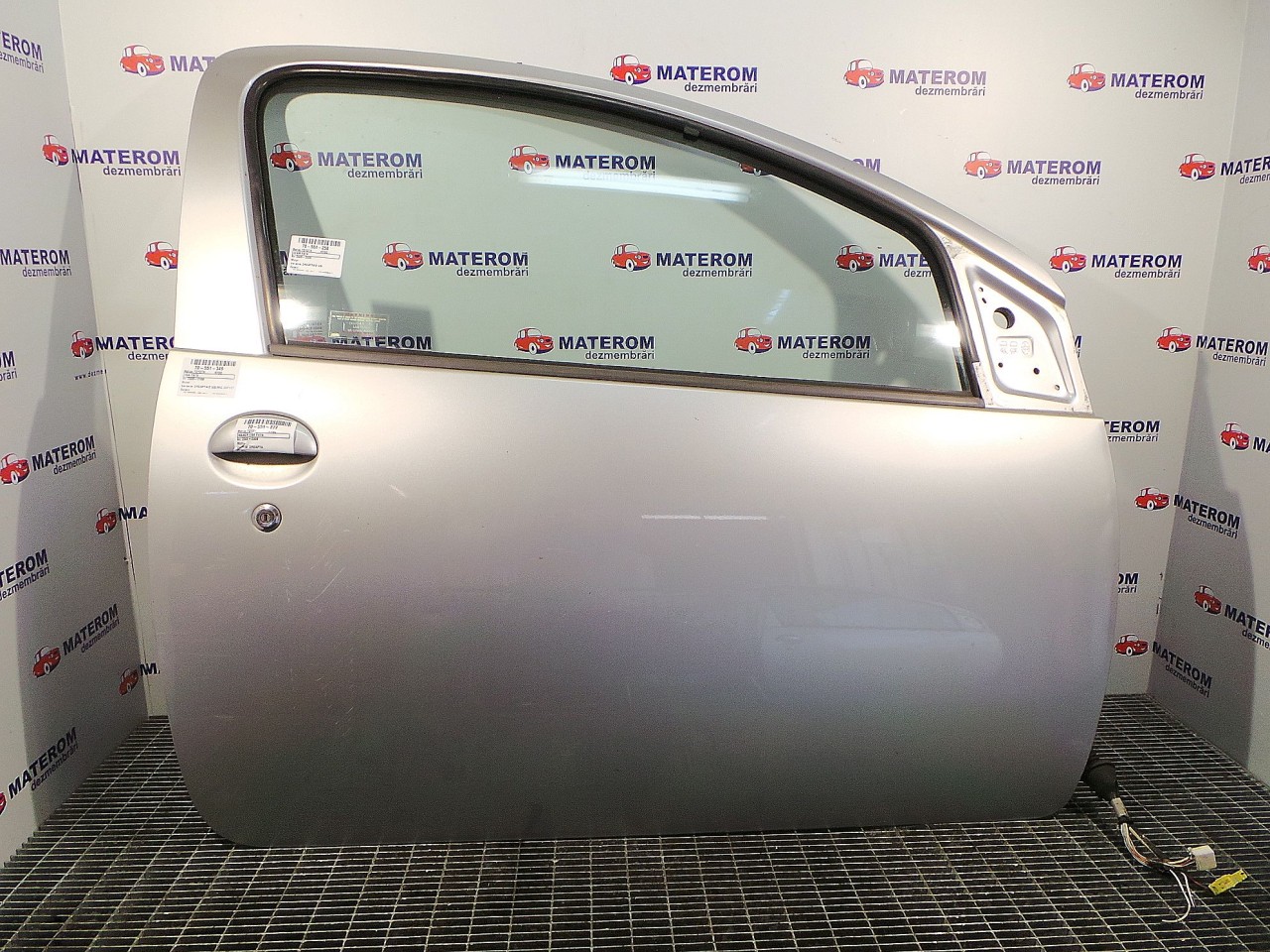 USA FATA DREAPTA TOYOTA AYGO AYGO - - (2005 2009)