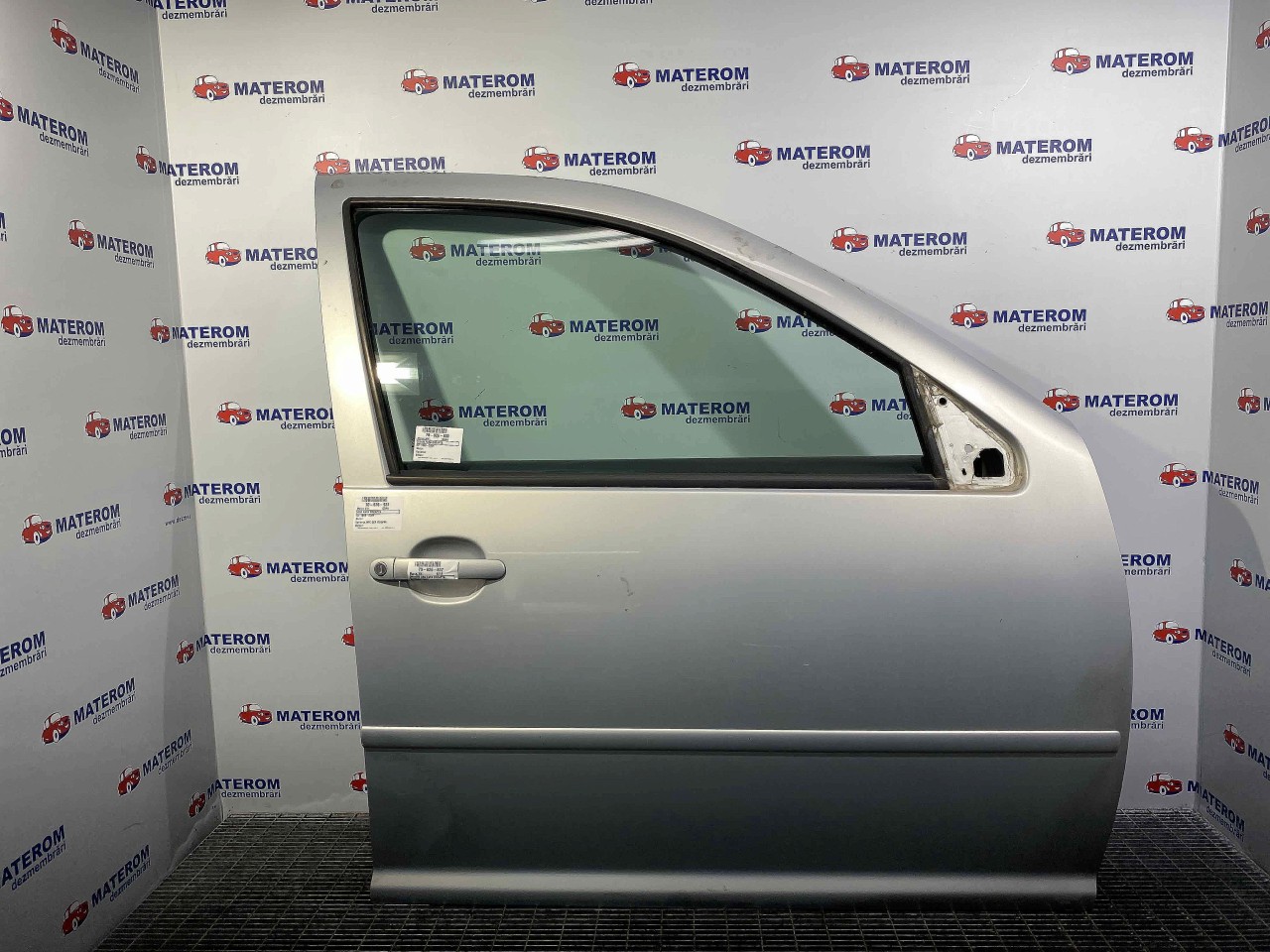 USA FATA DREAPTA VW BORA - - (1998 2004)