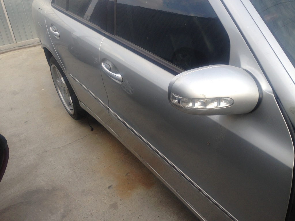 Usa fata mercedes e class w211