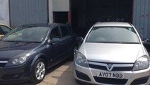 Usa fata opel astra h hatchback si caravan , diver...