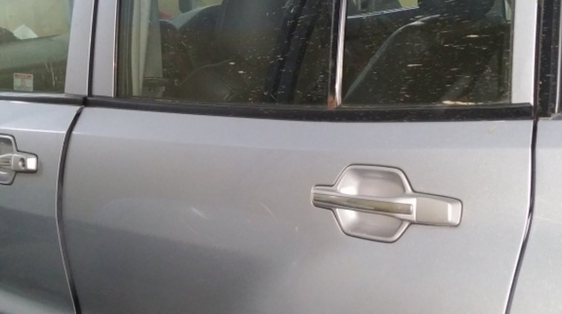 Usa fata si spate Mitsubishi Pajero 2005