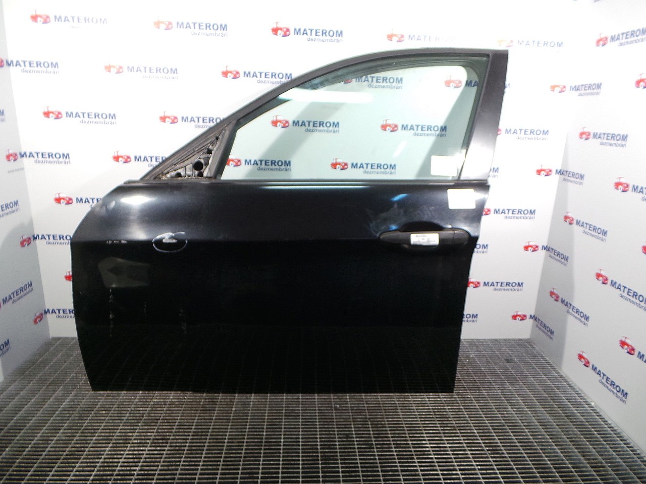 USA FATA STANGA BMW SERIA 3 E 90 - - (2004 2007)